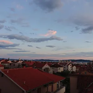 apartman-petra-zadar-23000.hotelinzadar.com/